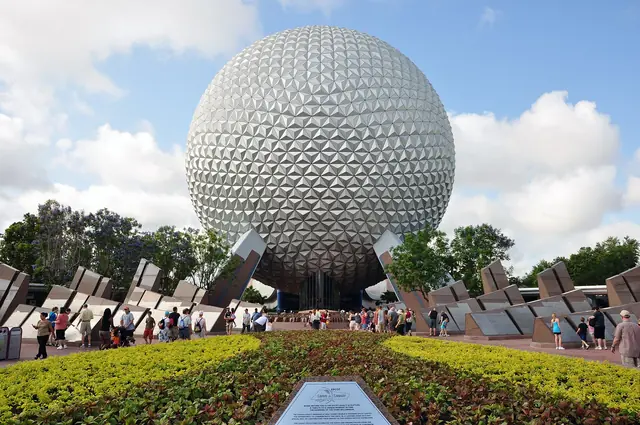 Photograph: Spaceship Earth at EPCOT